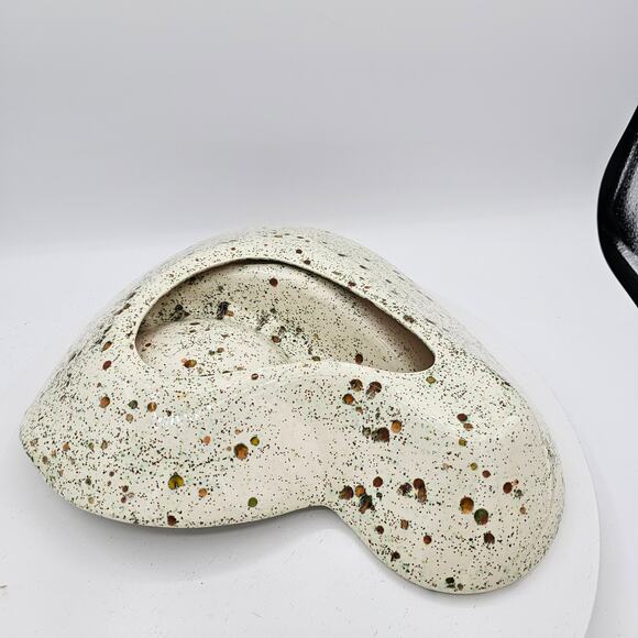 Mid Century Modern Atomic Ashtray, Vintage 70s Ceramic Ashtray Speckled Design - Picture 2 of 7